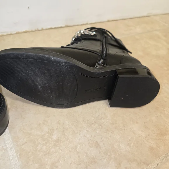 Nine West Rhinestone Embellished Ankle Black Boot Size 7 M - Picture 6 of 8